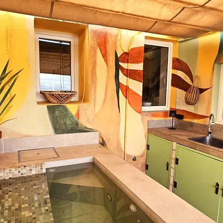 Paradise Island House *