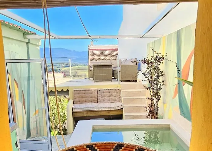 Paradise Island House Tatil Evi Ronda