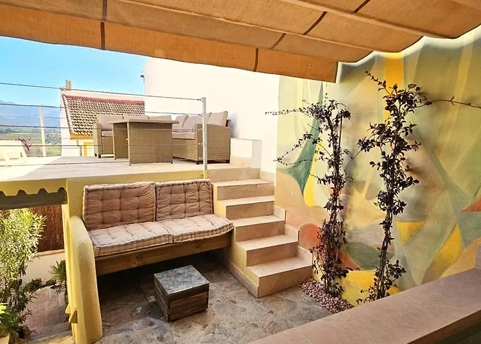 Paradise Island House Tatil Evi Ronda