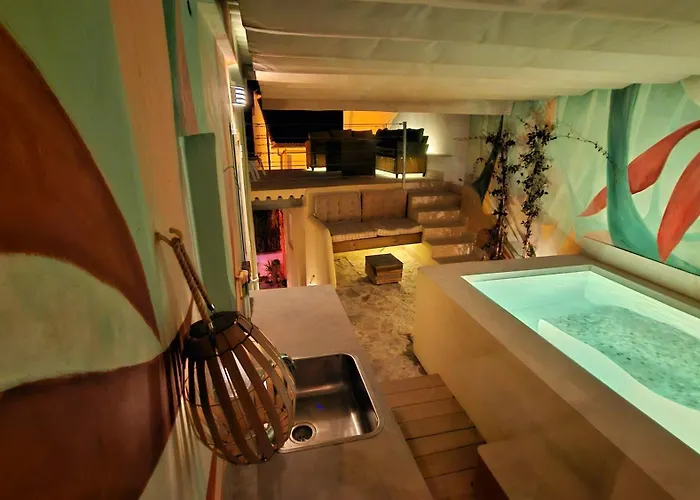 Paradise Island House Tatil Evi Ronda